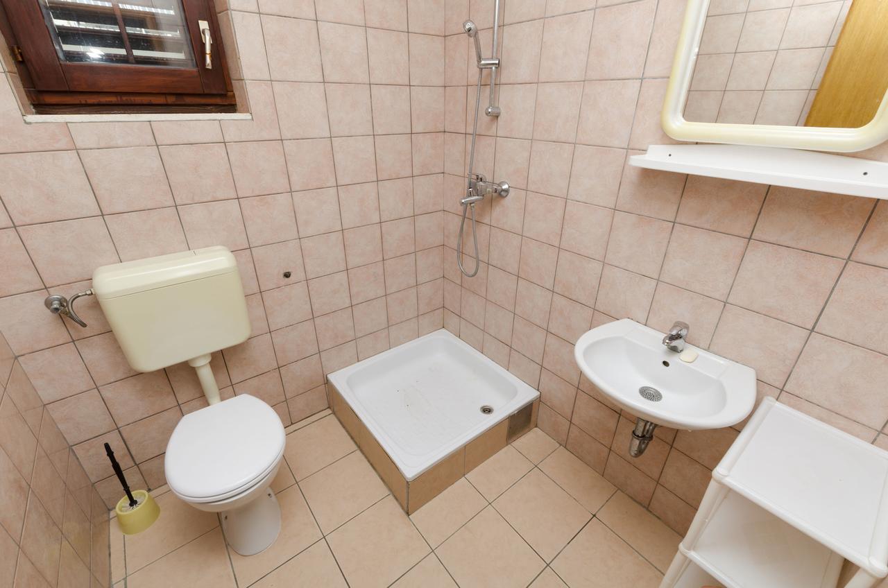 Apartments Mirko Трогір Екстер'єр фото